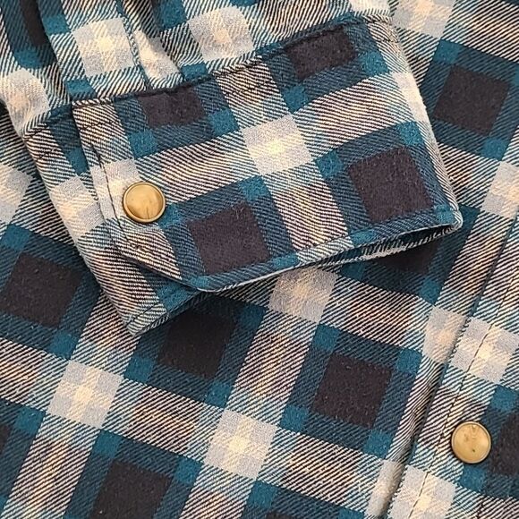 Wrangler plaid 2XT button up long sleeved shirt - Picture 3 of 9
